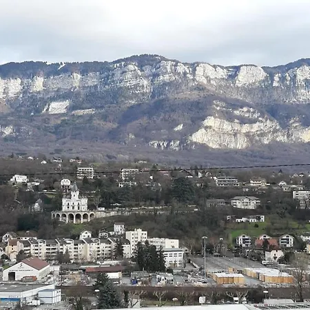 Remi - Centre Ville, Parking, Balcon